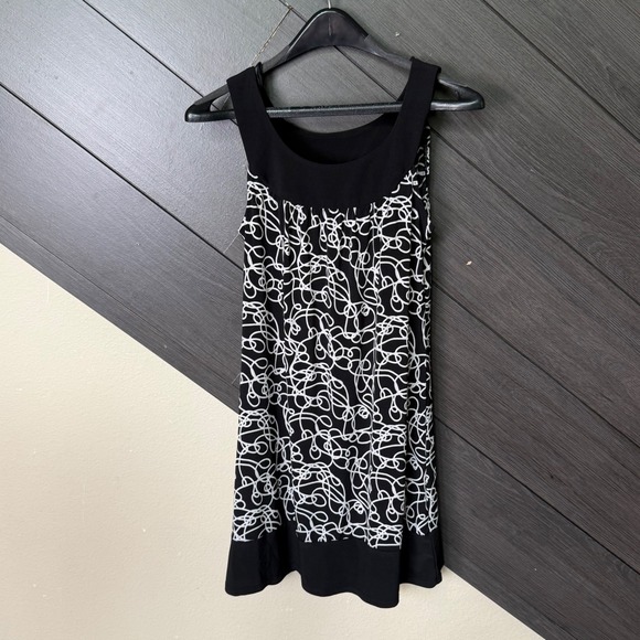 Wrapper Dresses & Skirts - Wrapper Women's Y2K Sleeveless Shift Dress Black White Abstract Print Small NWT